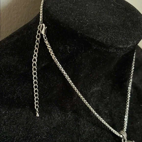 Silver Necklace with Crystal Accents and Delicate Chain - Picture 5 of 17